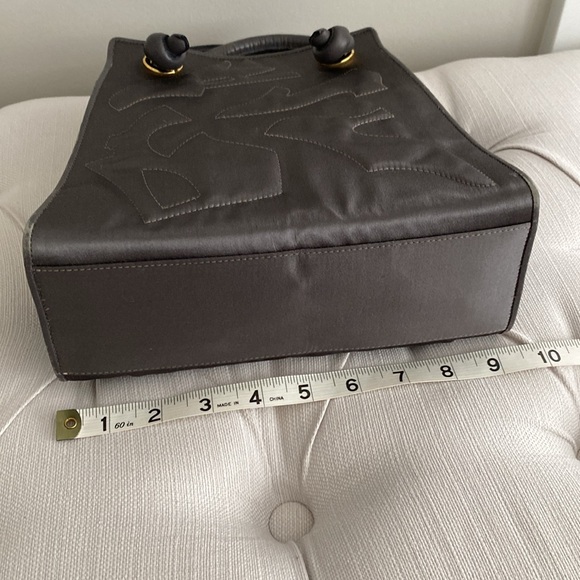 SALVATORE FERRAGAMO handbag - Picture 4 of 11